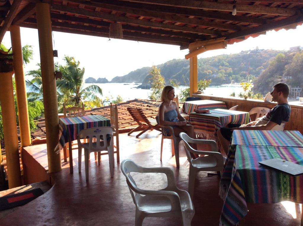 Casa Gundi Y Tomas Hotell Puerto Ángel Exteriör bild