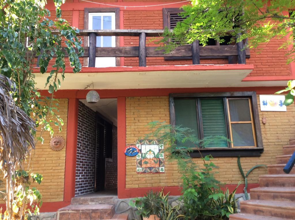 Casa Gundi Y Tomas Hotell Puerto Ángel Exteriör bild