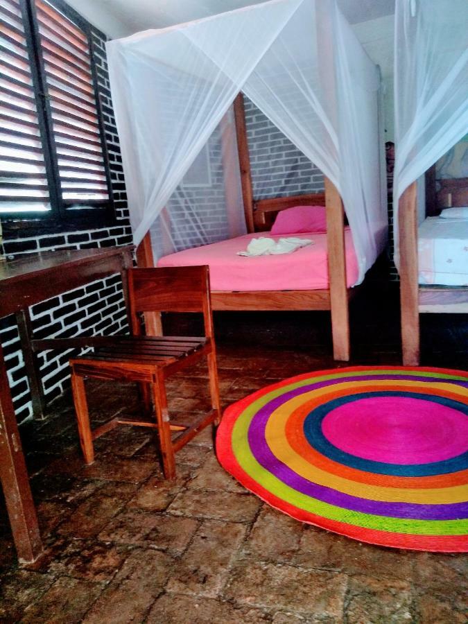 Casa Gundi Y Tomas Hotell Puerto Ángel Exteriör bild